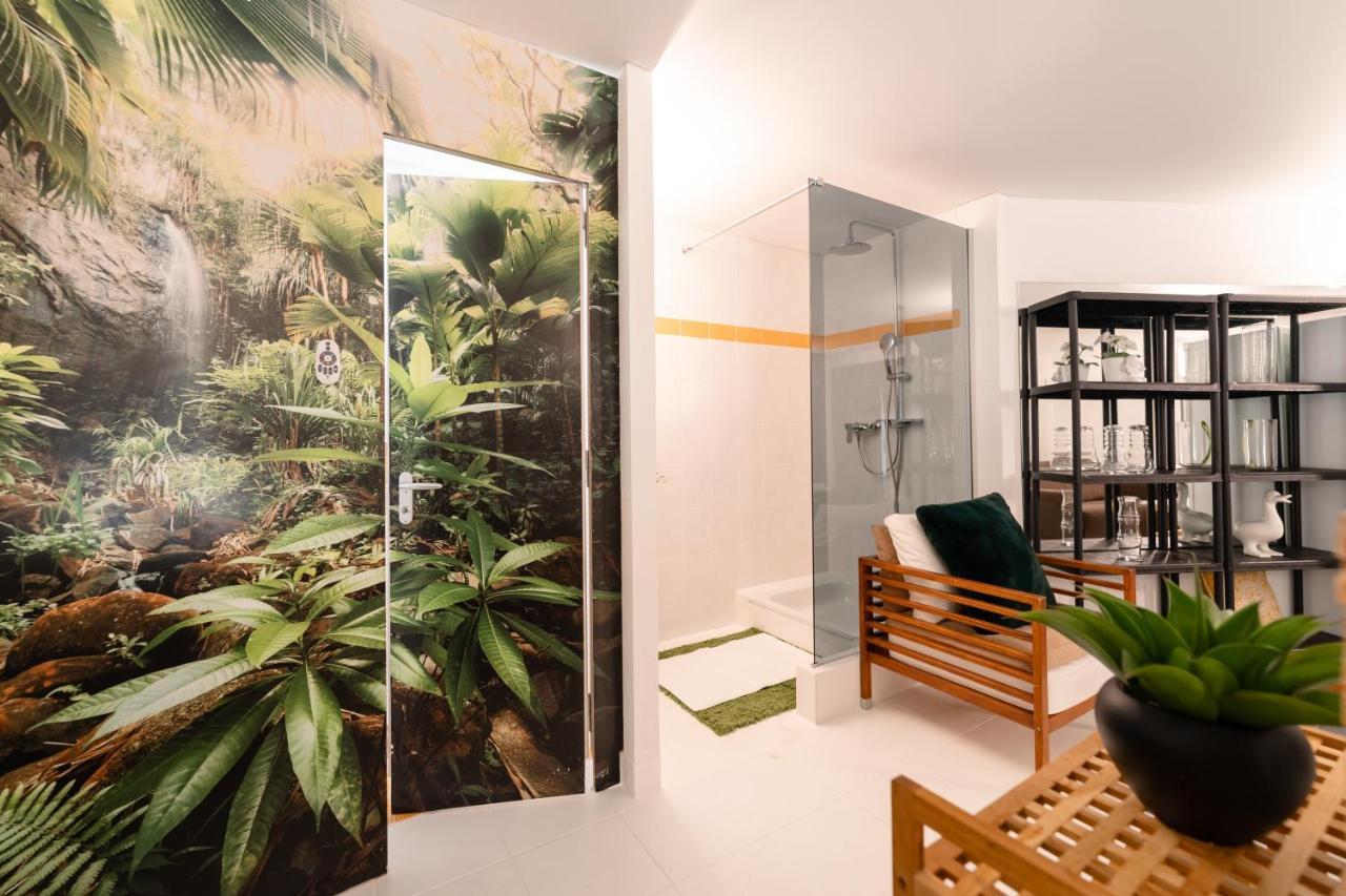 Business Sleeping Place Rolle Bagian luar foto